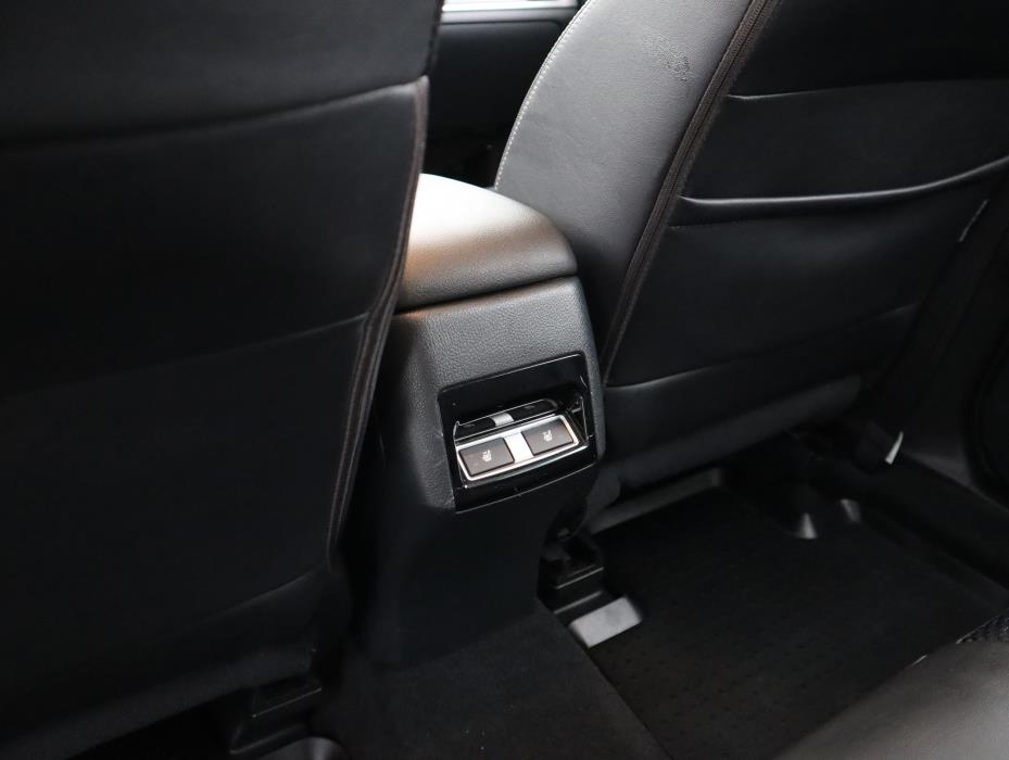 SUBARU FORESTER 2019