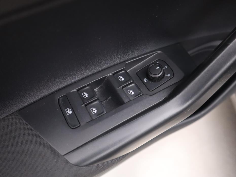 VOLKSWAGEN POLO 2021