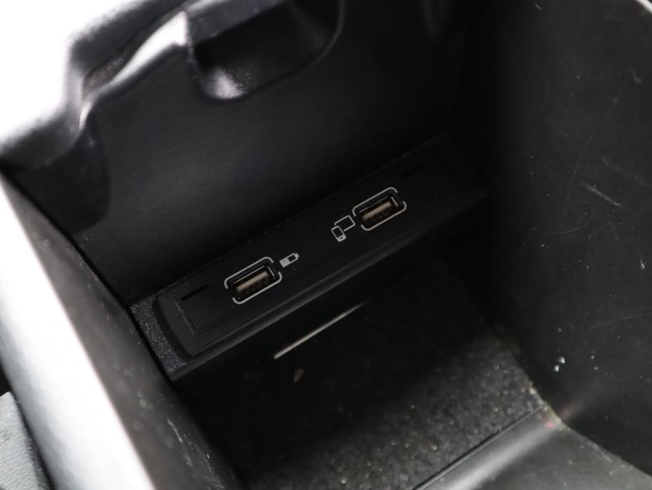 MERCEDES-BENZ A 2018