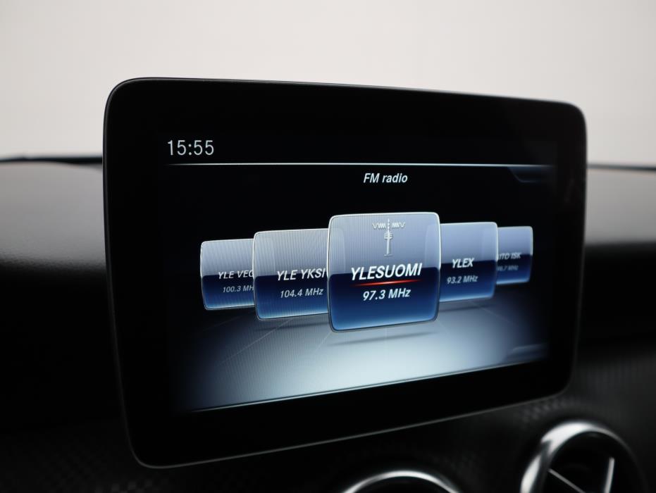 MERCEDES-BENZ A 2018