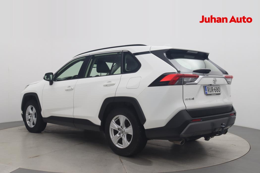 TOYOTA RAV4 2021