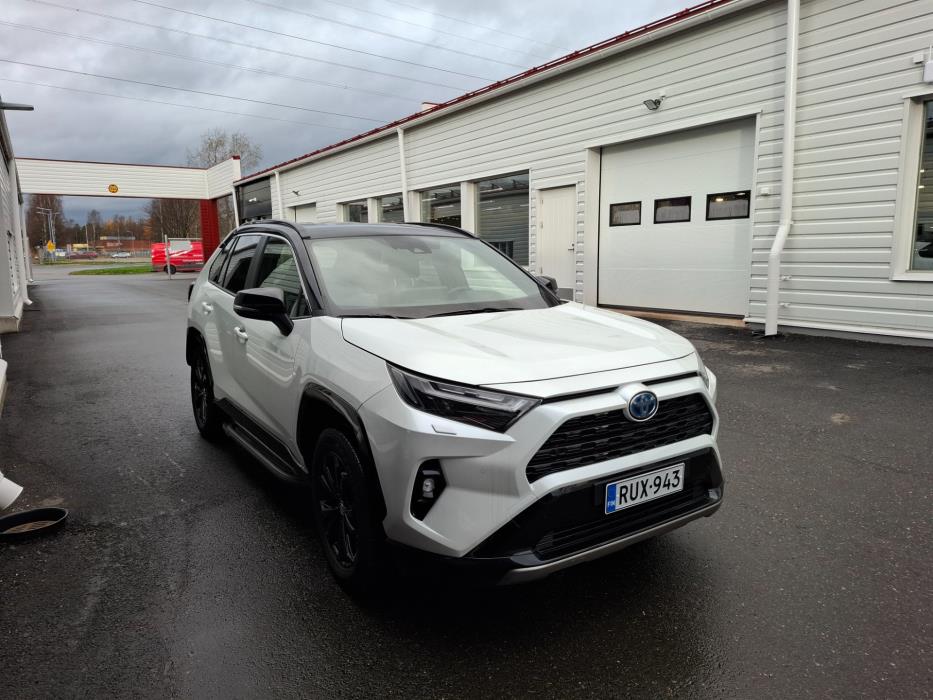 TOYOTA RAV4 2023