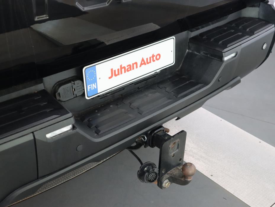 TOYOTA Tundra 2022