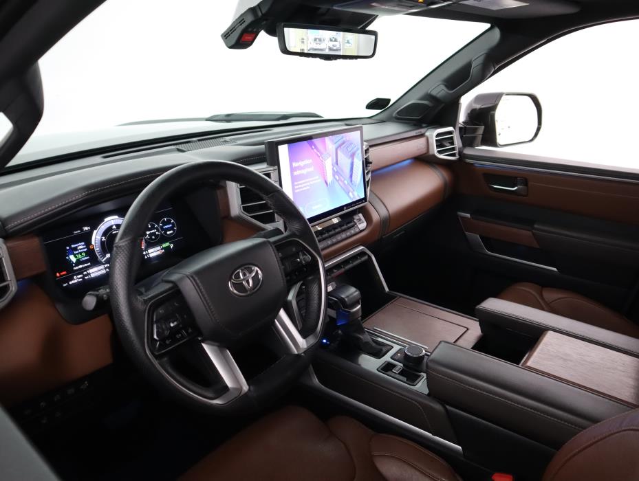 TOYOTA Tundra 2022