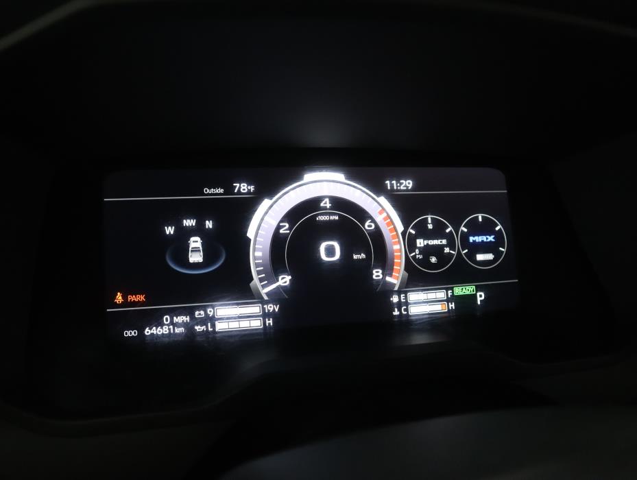 TOYOTA Tundra 2022