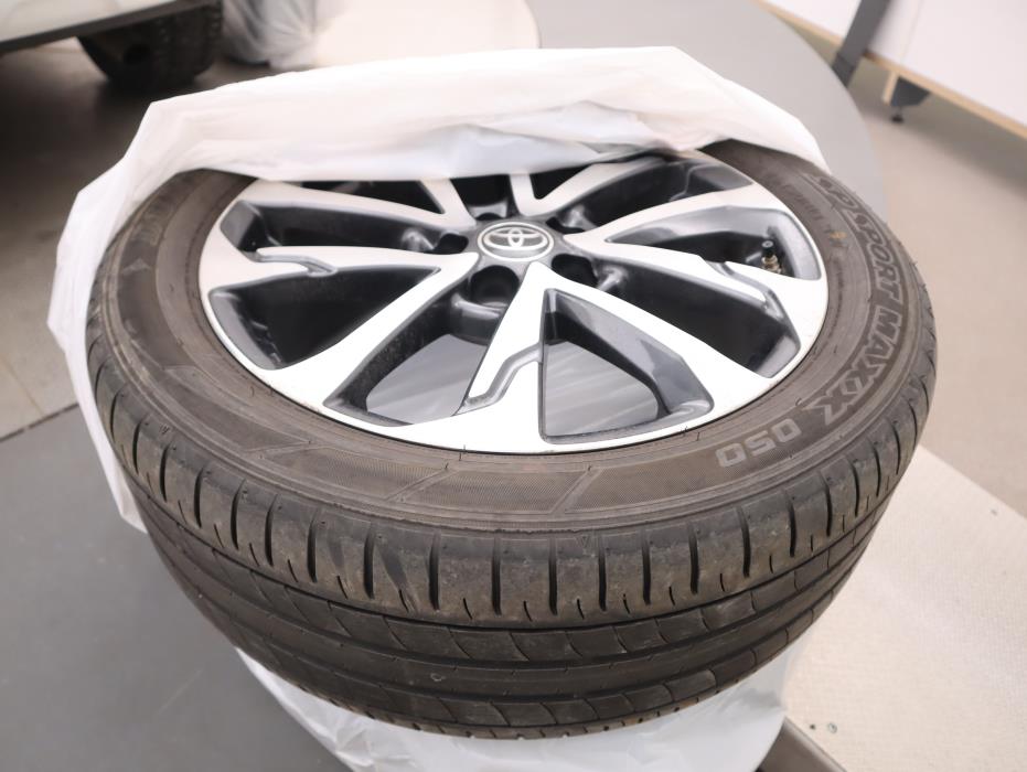 TOYOTA Corolla Cross 2023