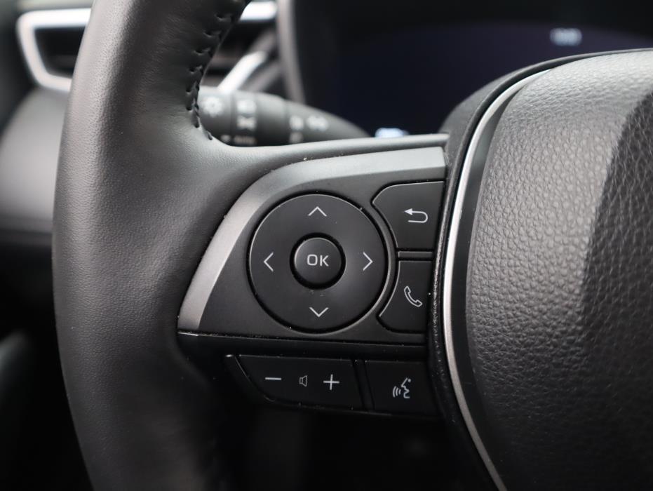 TOYOTA Corolla Cross 2023