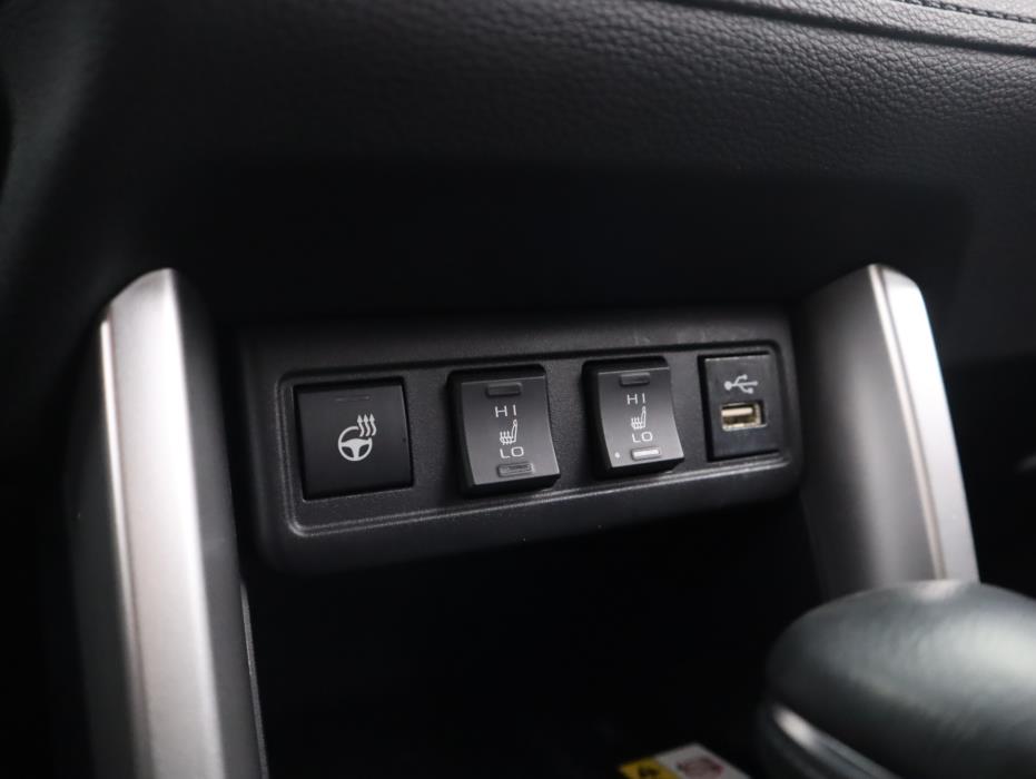 TOYOTA Corolla Cross 2023