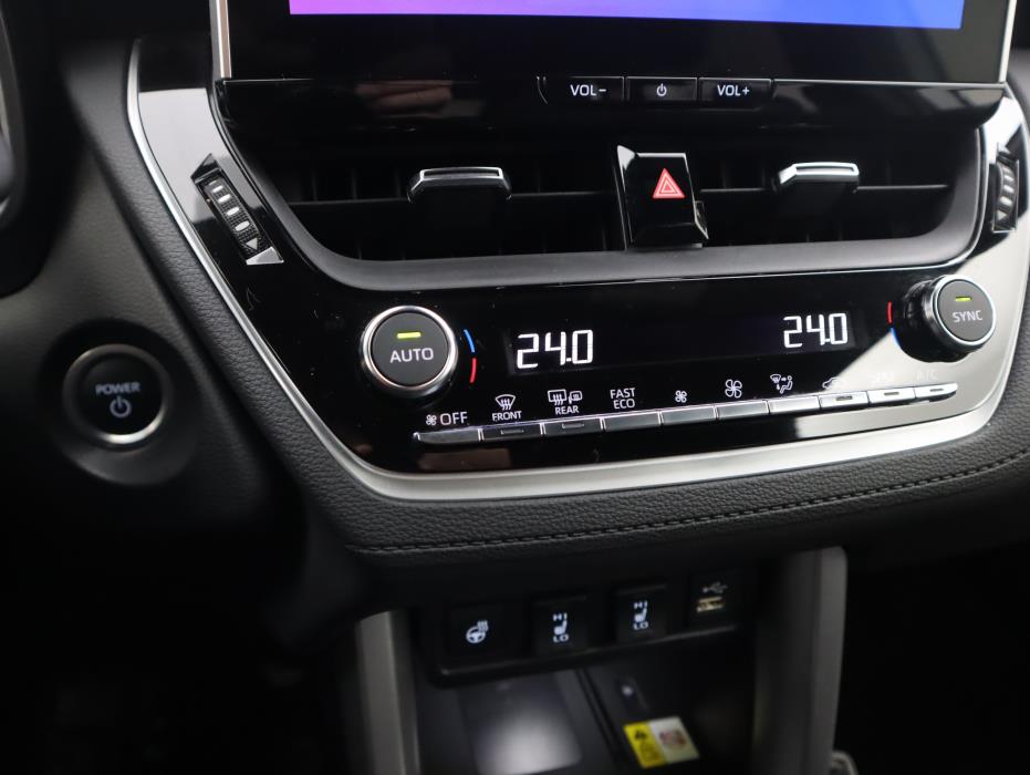 TOYOTA Corolla Cross 2023