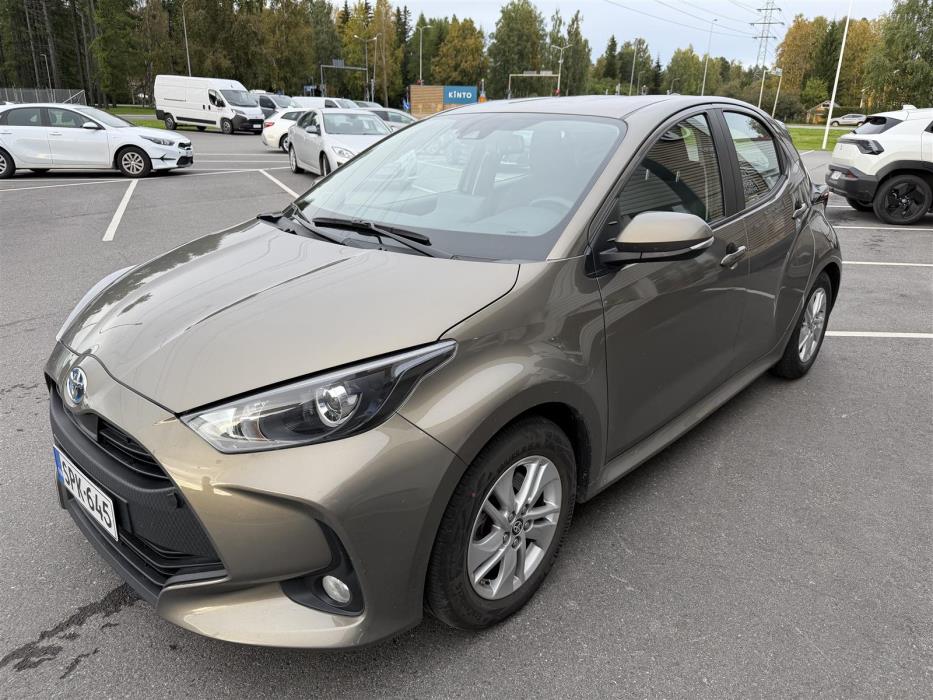 TOYOTA Yaris 2024