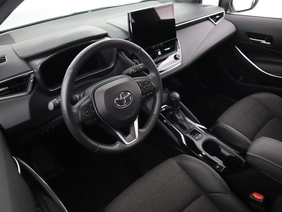 TOYOTA Corolla 2024