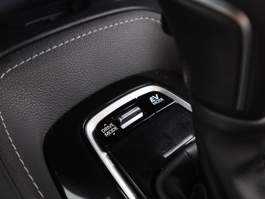 TOYOTA Corolla 2024