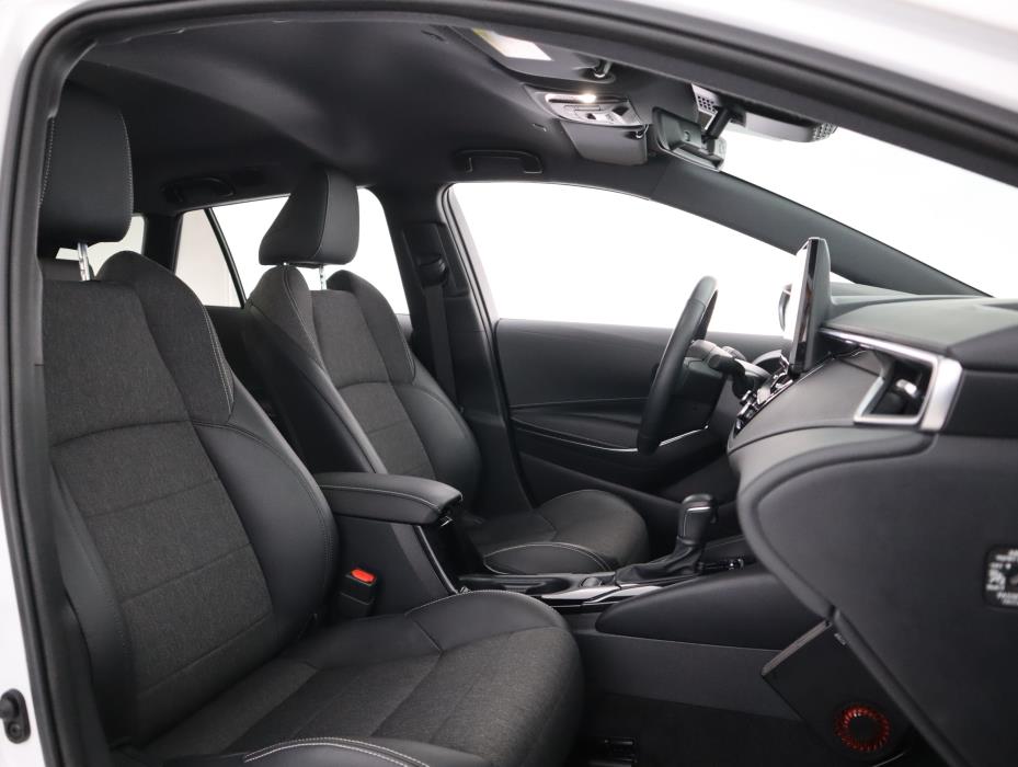 TOYOTA Corolla 2024