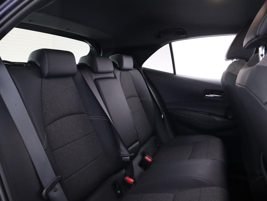 TOYOTA Corolla 2024