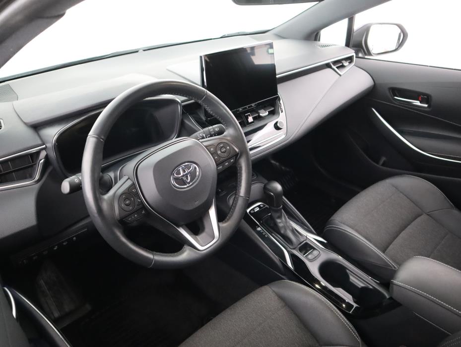 TOYOTA Corolla 2024