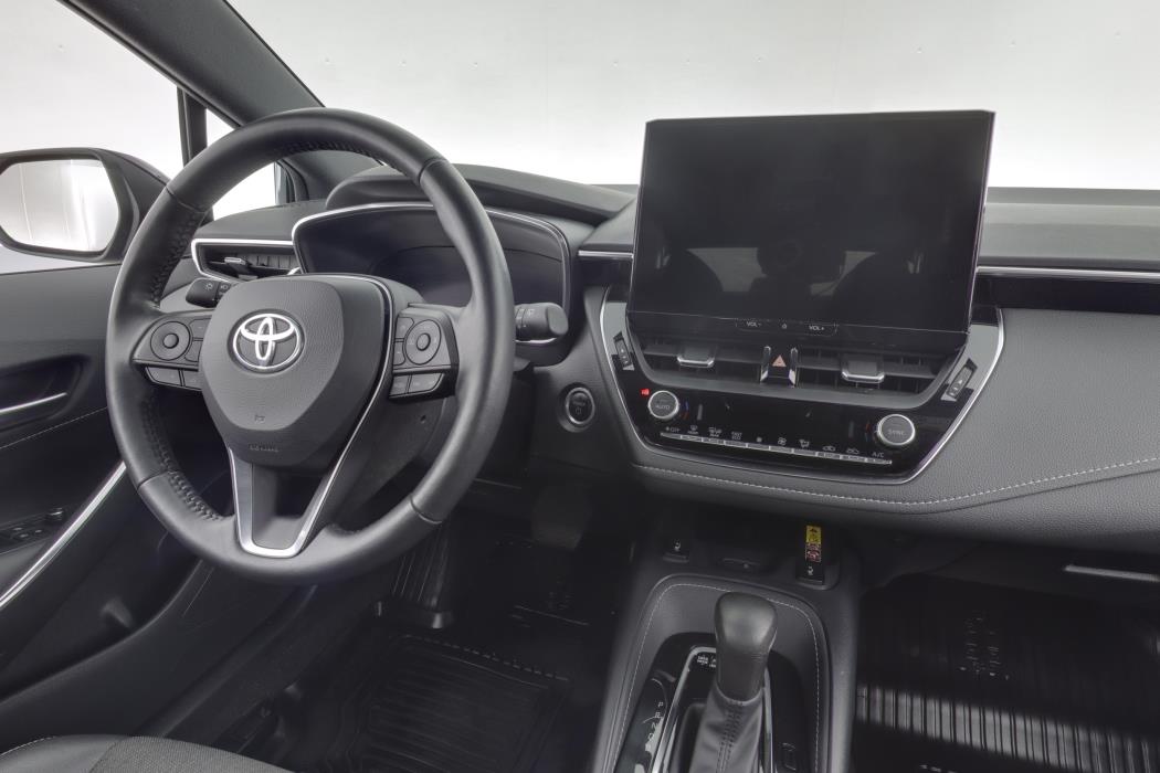 TOYOTA Corolla 2024