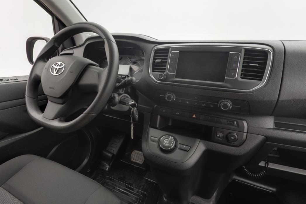 TOYOTA Proace 2024