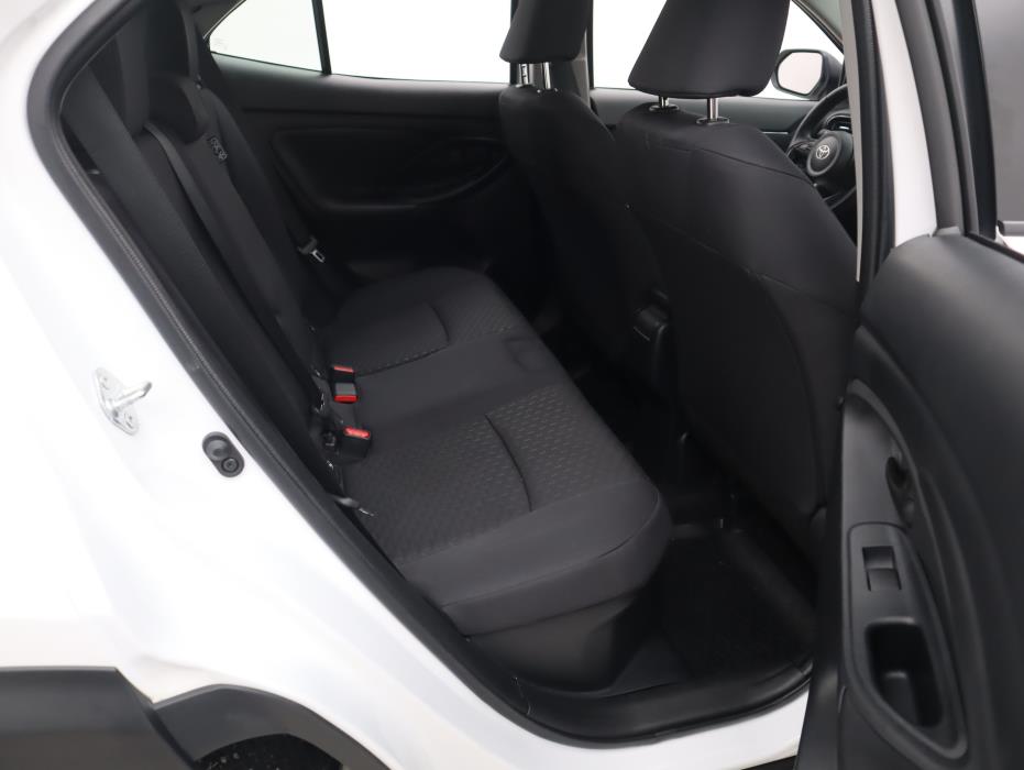 TOYOTA Yaris Cross 2024