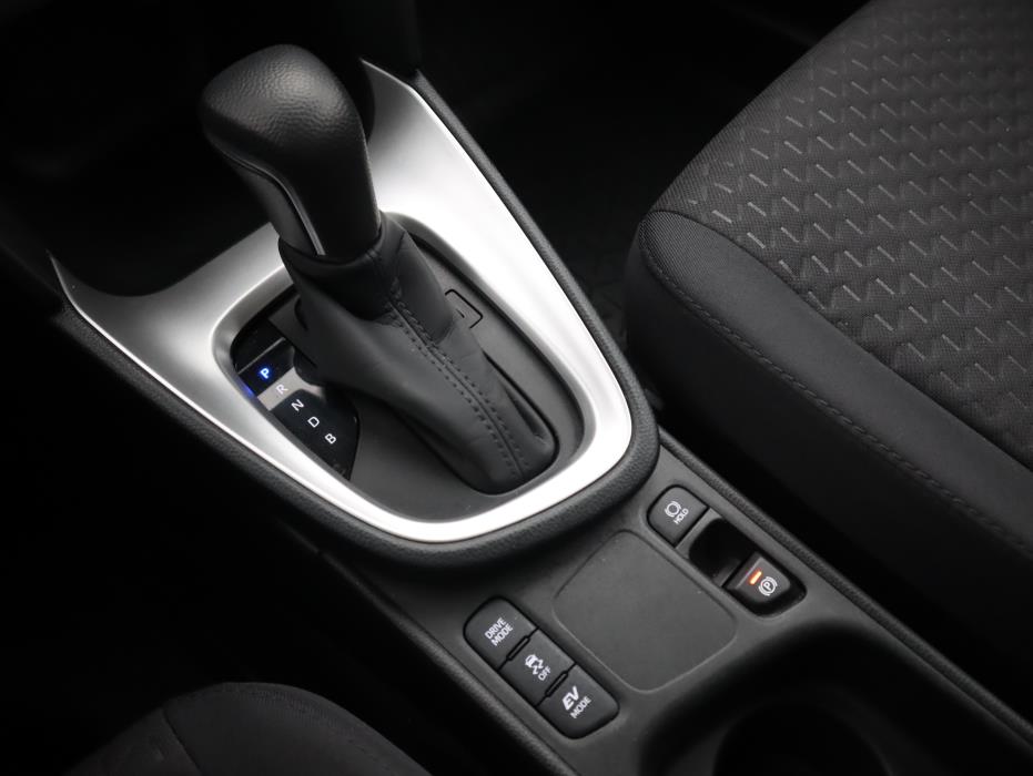 TOYOTA Yaris Cross 2024