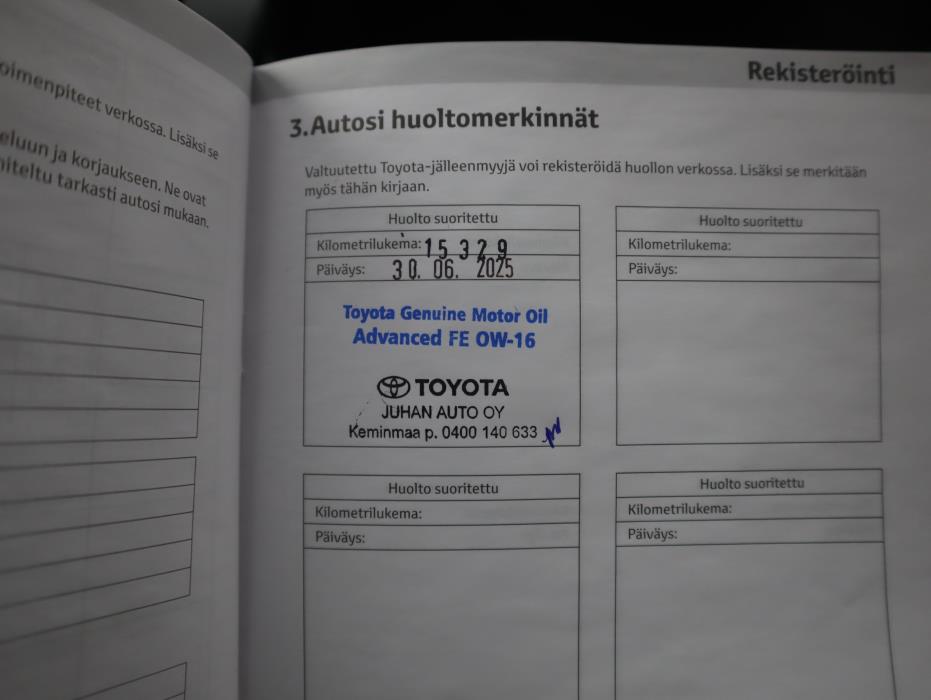 TOYOTA Yaris Cross 2024