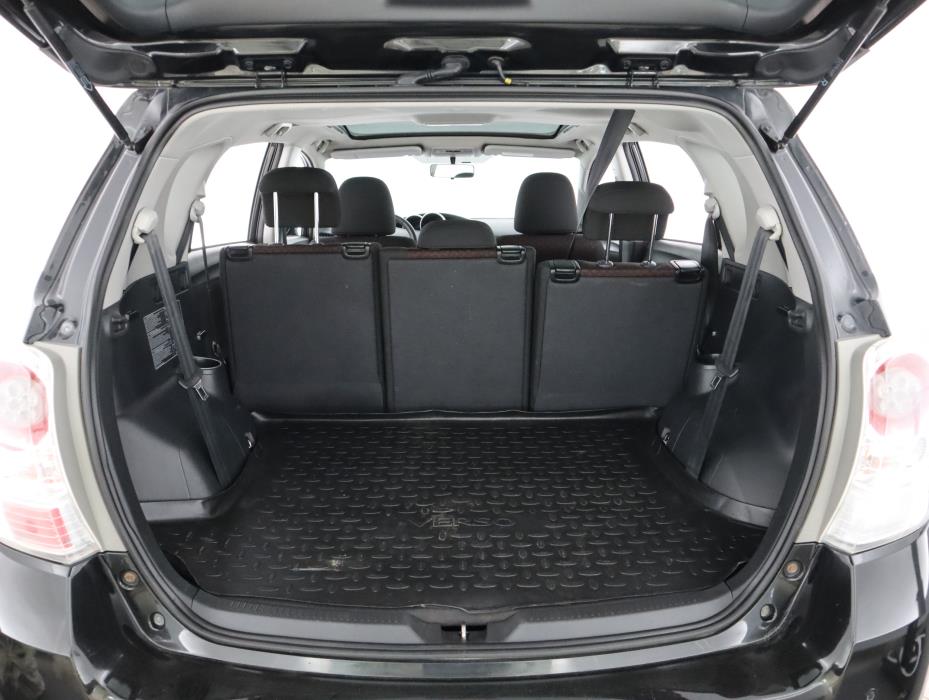 TOYOTA VERSO 2012