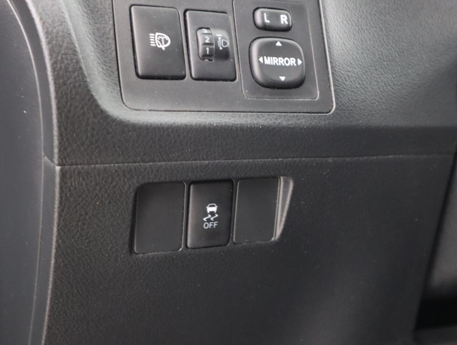 TOYOTA VERSO 2012