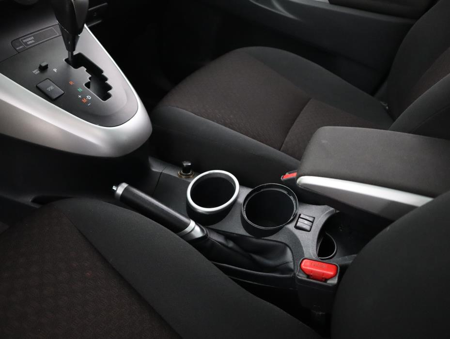 TOYOTA VERSO 2012