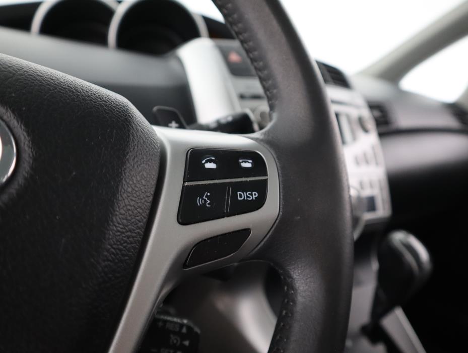 TOYOTA VERSO 2012