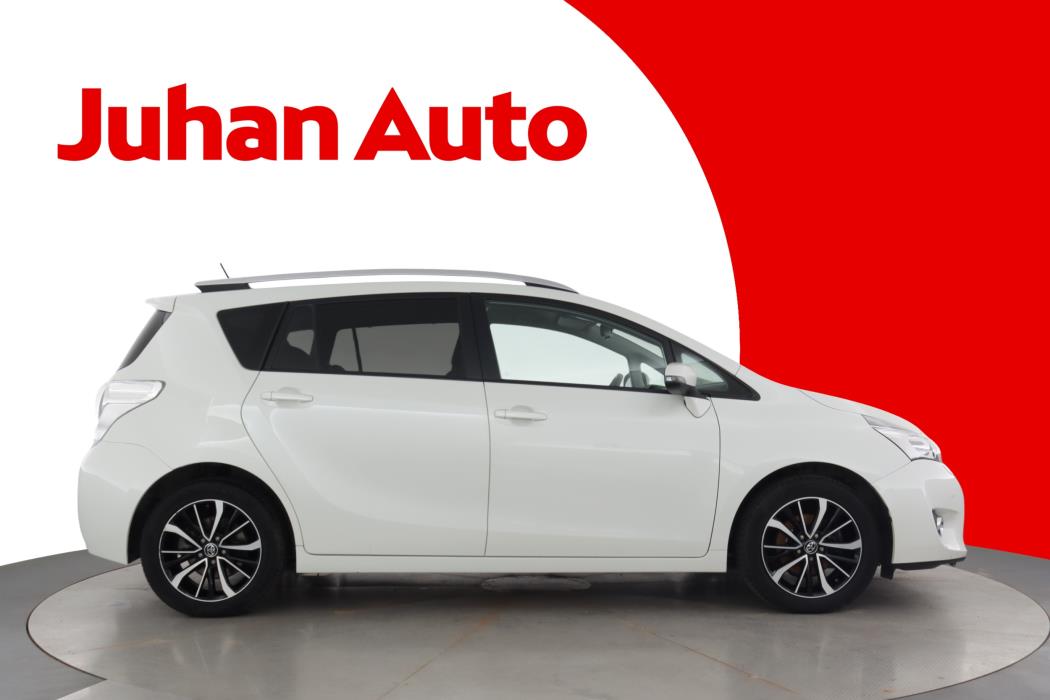TOYOTA VERSO 2017