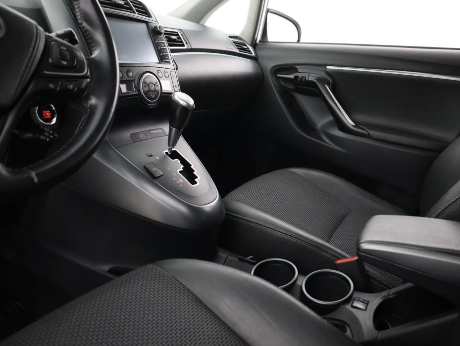 TOYOTA VERSO 2017