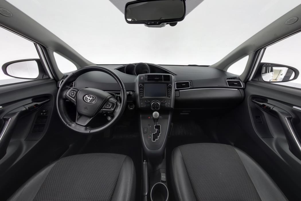 TOYOTA VERSO 2017