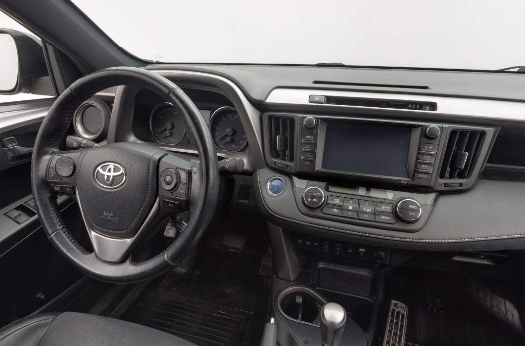 TOYOTA RAV4 2017
