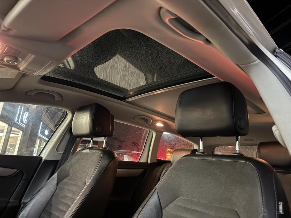 VOLKSWAGEN Passat 2013