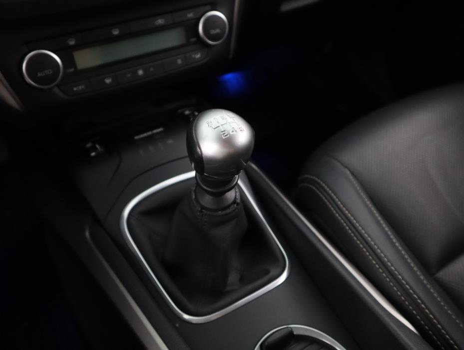 TOYOTA Avensis 2015