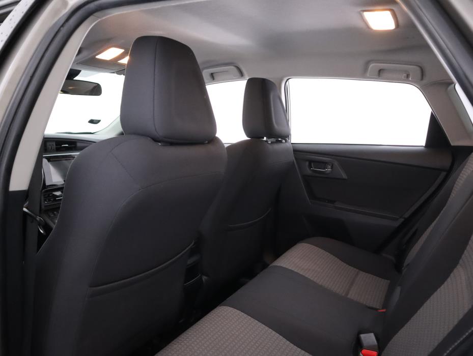 TOYOTA Auris 2018