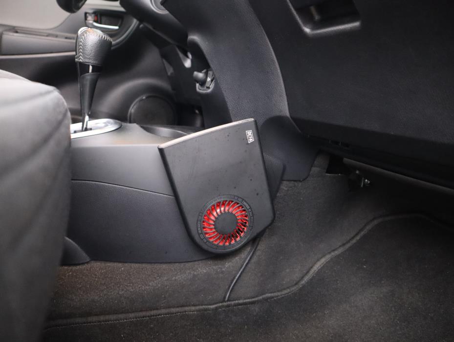 TOYOTA Yaris 2018