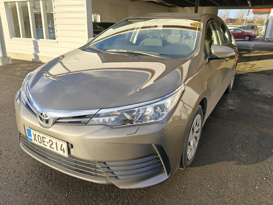 TOYOTA Corolla 2017