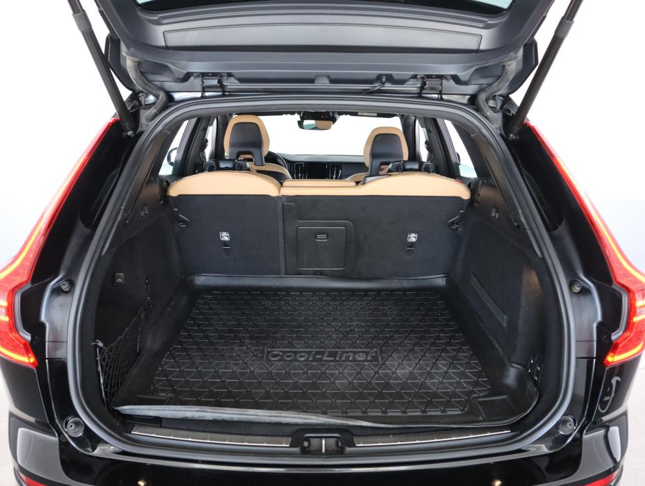 VOLVO XC60 2018