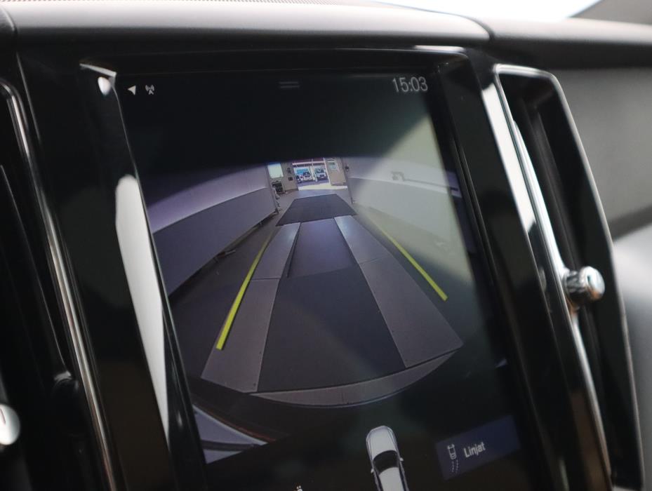 VOLVO XC60 2018