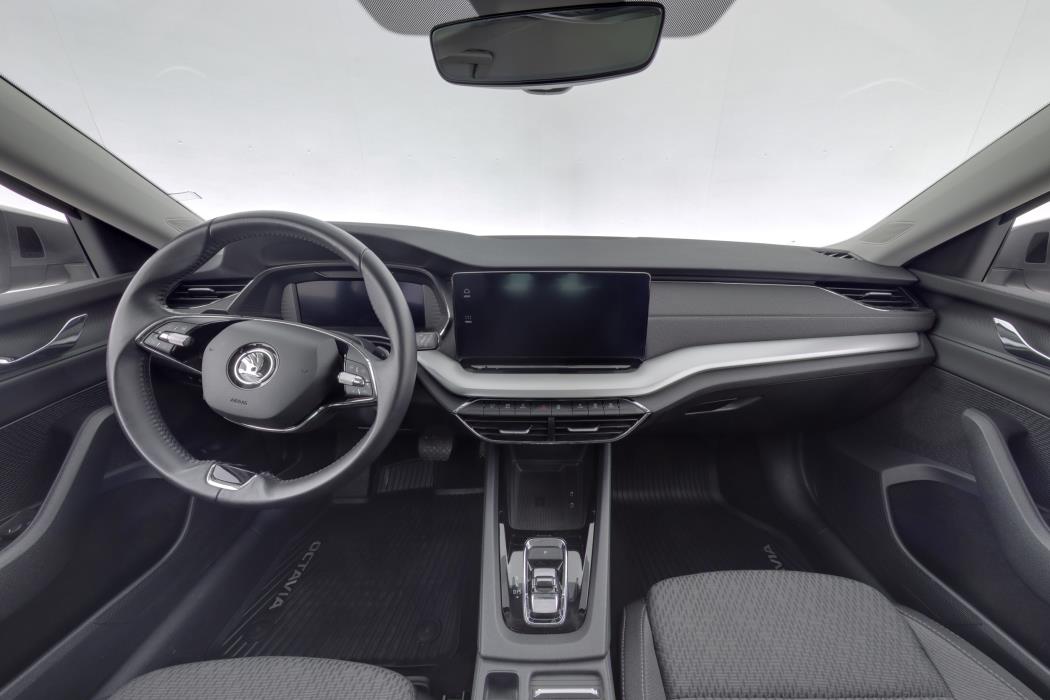 SKODA Octavia 2023