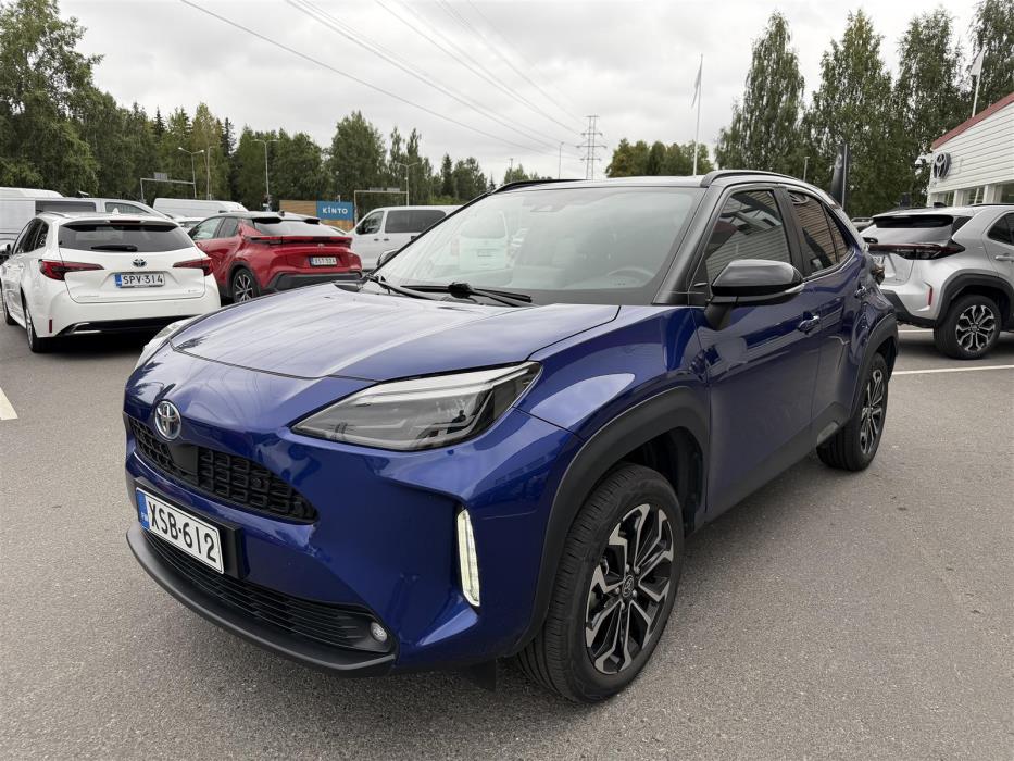 TOYOTA Yaris Cross 2023