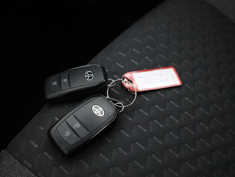TOYOTA Yaris Cross 2025