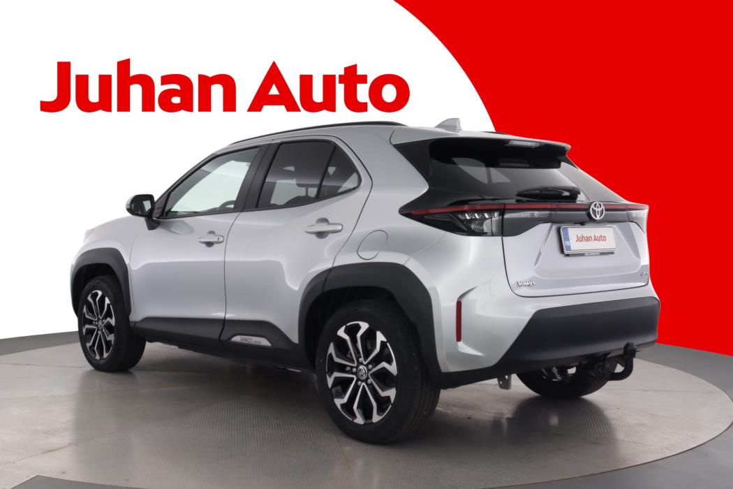 TOYOTA Yaris Cross 2025