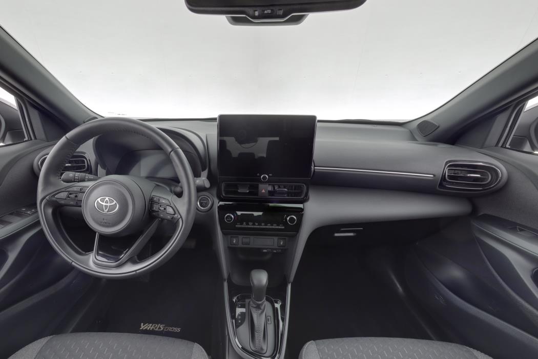 TOYOTA Yaris Cross 2025