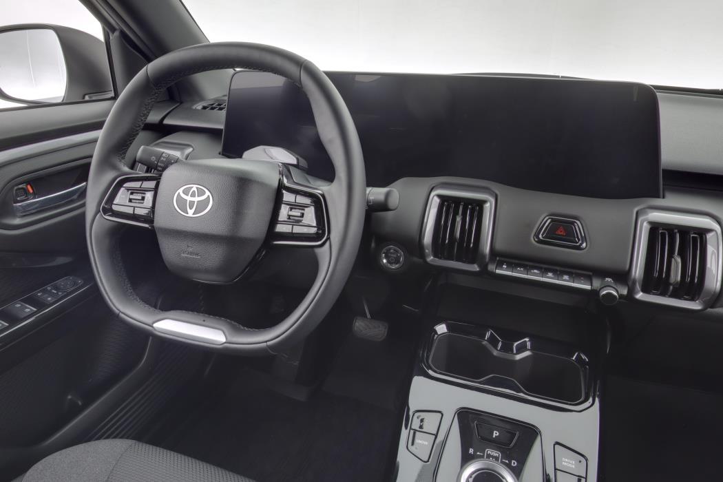 TOYOTA Urban Cruiser 2026