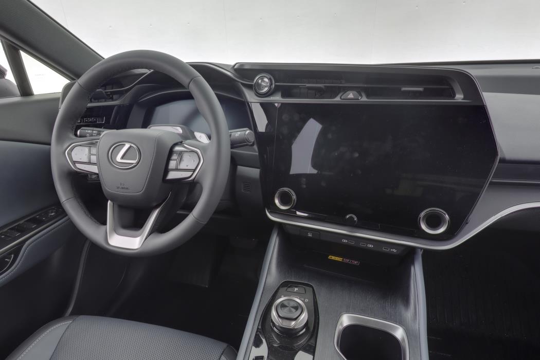 LEXUS RZ 2026