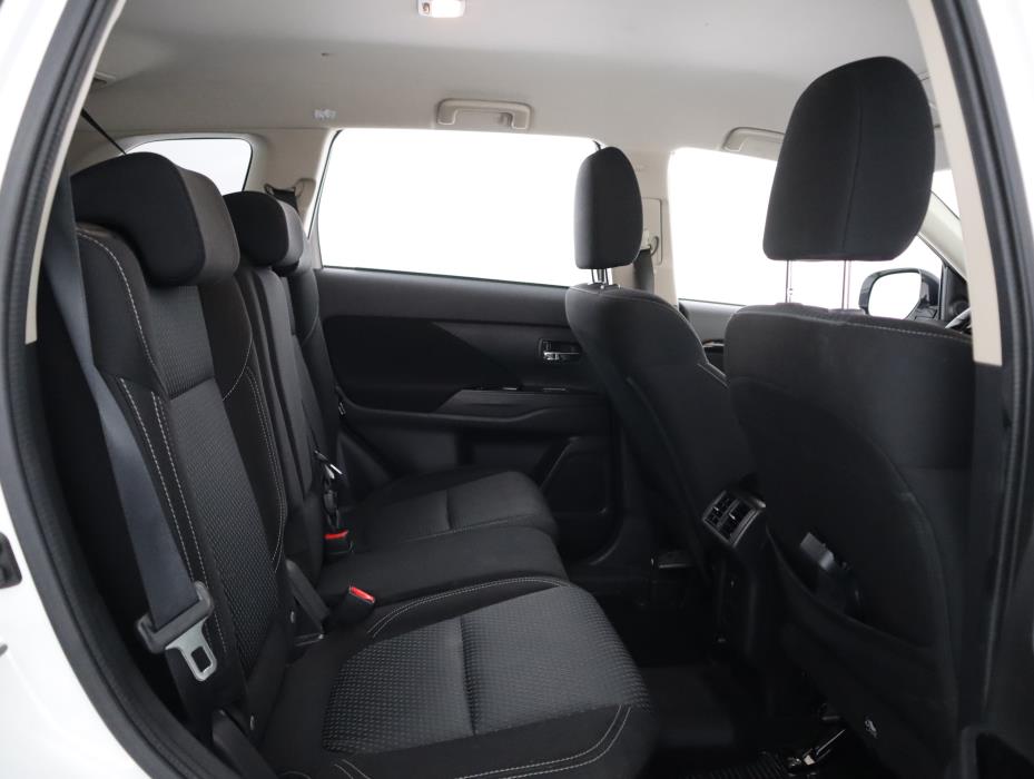 MITSUBISHI OUTLANDER PHEV 2021