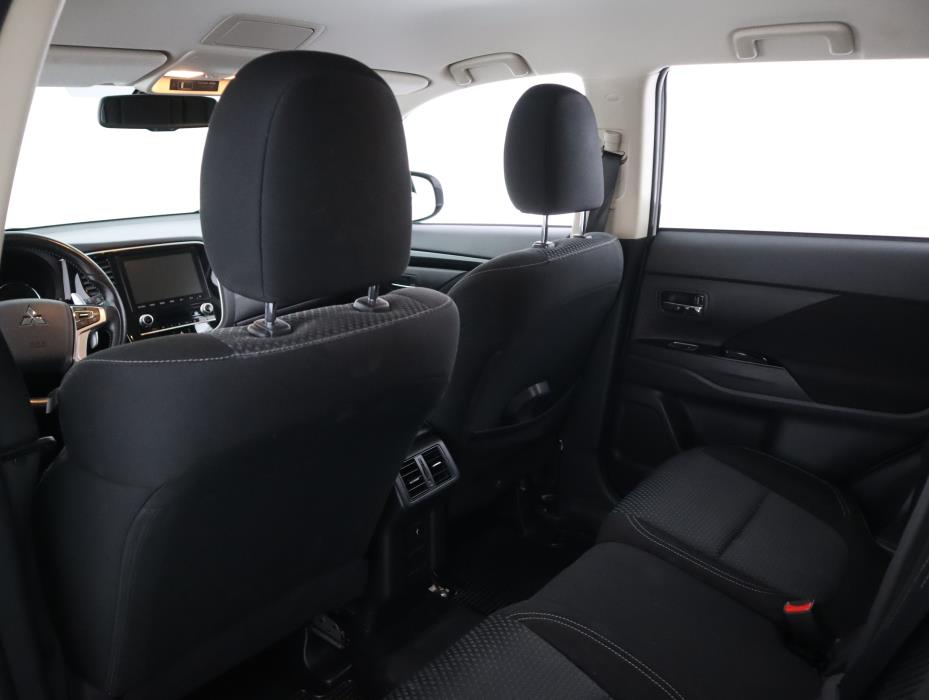 MITSUBISHI OUTLANDER PHEV 2021