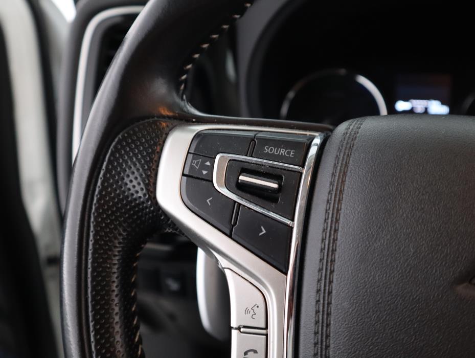 MITSUBISHI OUTLANDER PHEV 2021