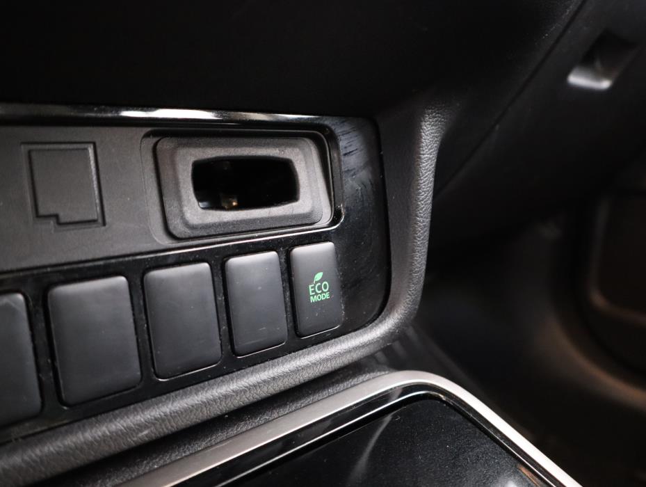 MITSUBISHI OUTLANDER PHEV 2021